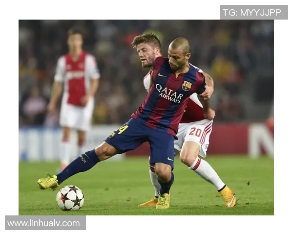 如何绘制足球明星的手翻画技巧与步骤详解